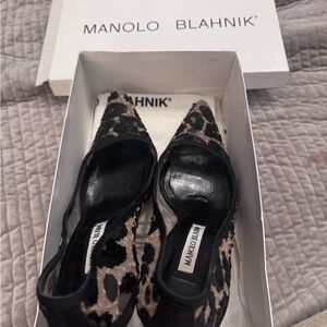 MANOLO BLAHNIK Heels Brown & Black Leopard Print Calf Hair Block Pumps 38